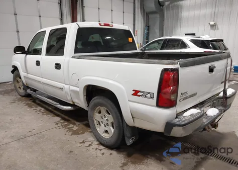 2005 Chevrolet Silverado 1500 Z71 z USA, uszkodzony, nr VIN 2GCEK13T951314365